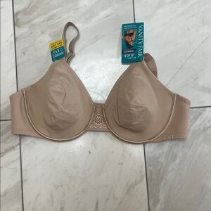 Vanity Fair Women's beauty Back Tan Bra style 76080. Size 42C